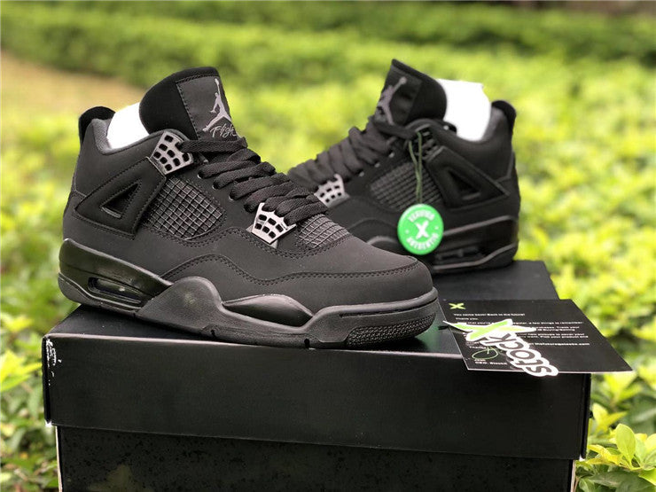 Men's Air Jordan 4 Retro Black CatA revered icon of both basketball and pop-culture history, the Air Jordan IV has a long line of storied colourways in its 32-year history. One of the most remarkableLibre TiendaAir Jordan 4 Retro Black Cat