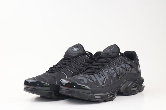 Fusion of Performance and StyleFusion of Performance and Style
The Nike Air Max TN Plus offers a sleek, futuristic design combined with unparalleled comfort. Known for its signature Tuned Air cushLibre TiendaFusion